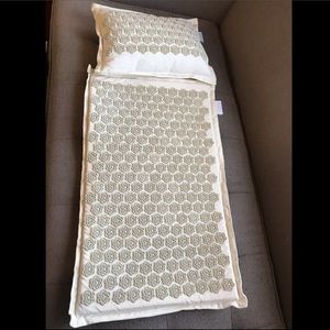 Ajna Acupressure Mat and Pillow Set